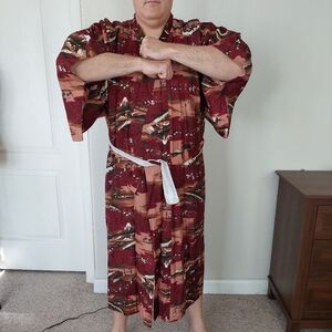 Toyo Enterprise Genuine Japanese Kimono Robe‎